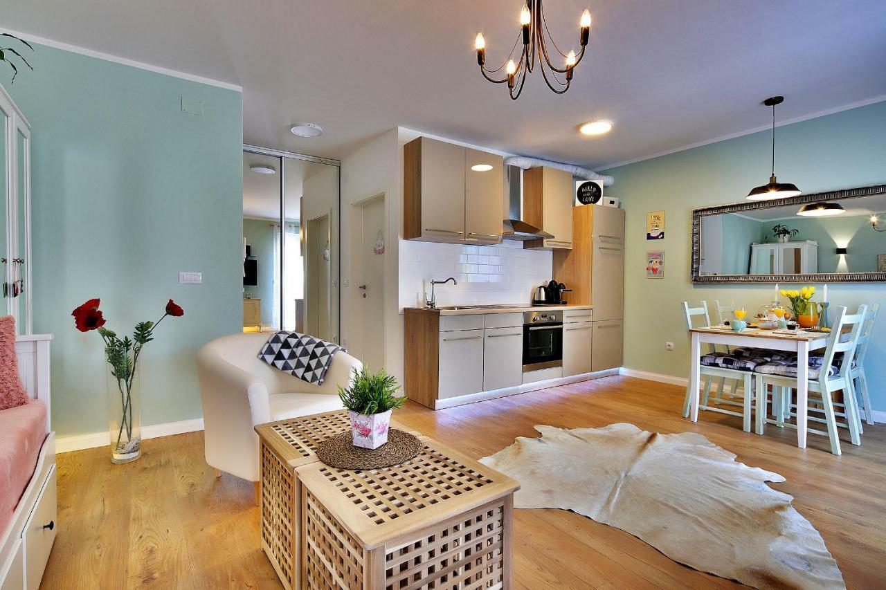 Studio Apartment Ada 2 Rijeka Buitenkant foto