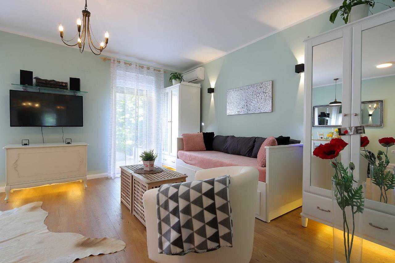 Studio Apartment Ada 2 Rijeka Buitenkant foto