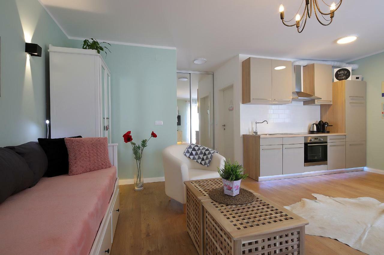 Studio Apartment Ada 2 Rijeka Buitenkant foto