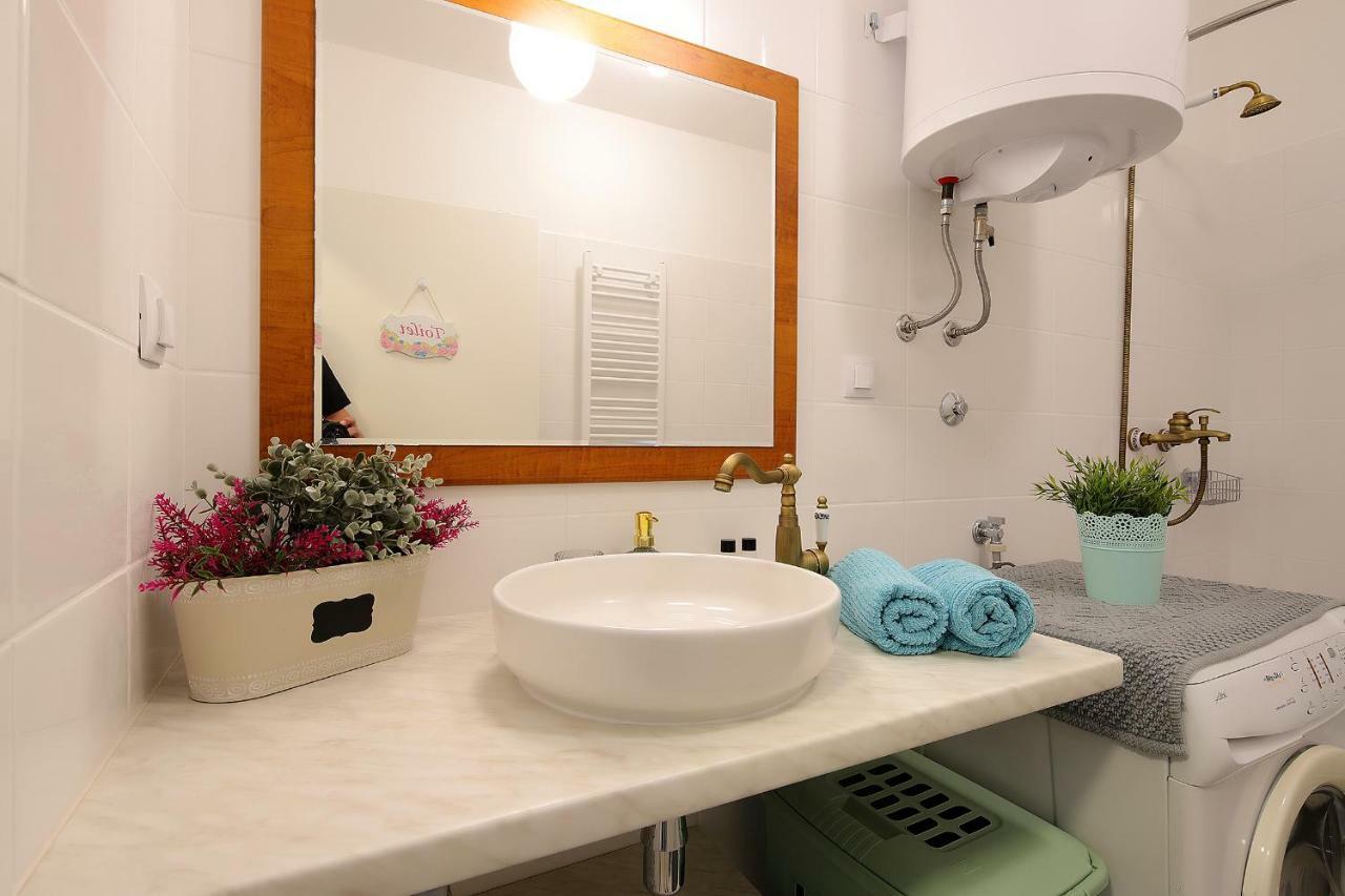 Studio Apartment Ada 2 Rijeka Buitenkant foto
